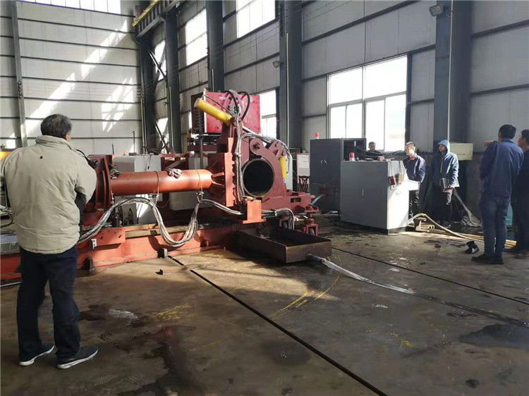 Bulgaria pipe bending machine Beveling Machine?